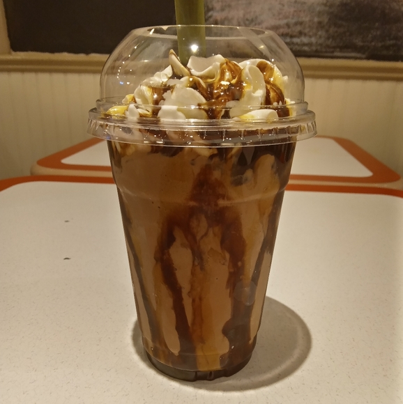 Meet your Posher, Saige - Picture 3 of 4